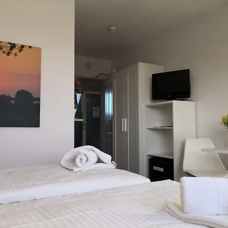 Apartment Remise Schloss Stolpe Miniapartment *