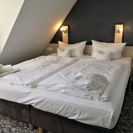 Apartment Remise Schloss Stolpe Miniapartment *